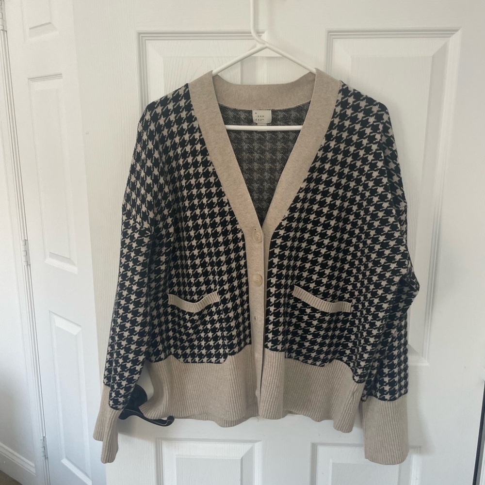 a new day Black and Cream Houndstooth Cardigan